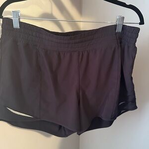 Lululemon Hotty Hot Shorts Size 12 Black 4” inseam